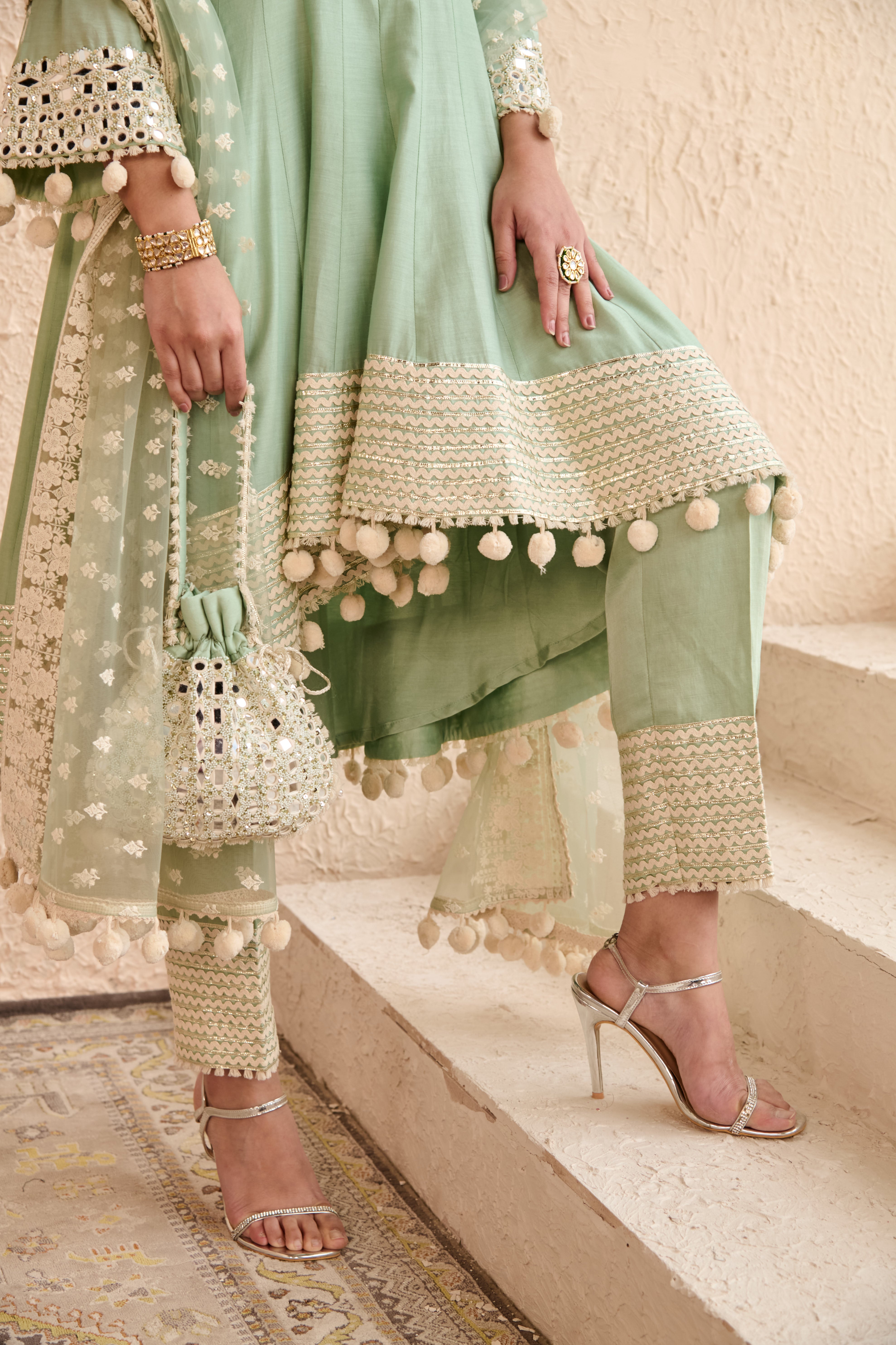 SHEESHA HIGH-LOW ANARKALI SET