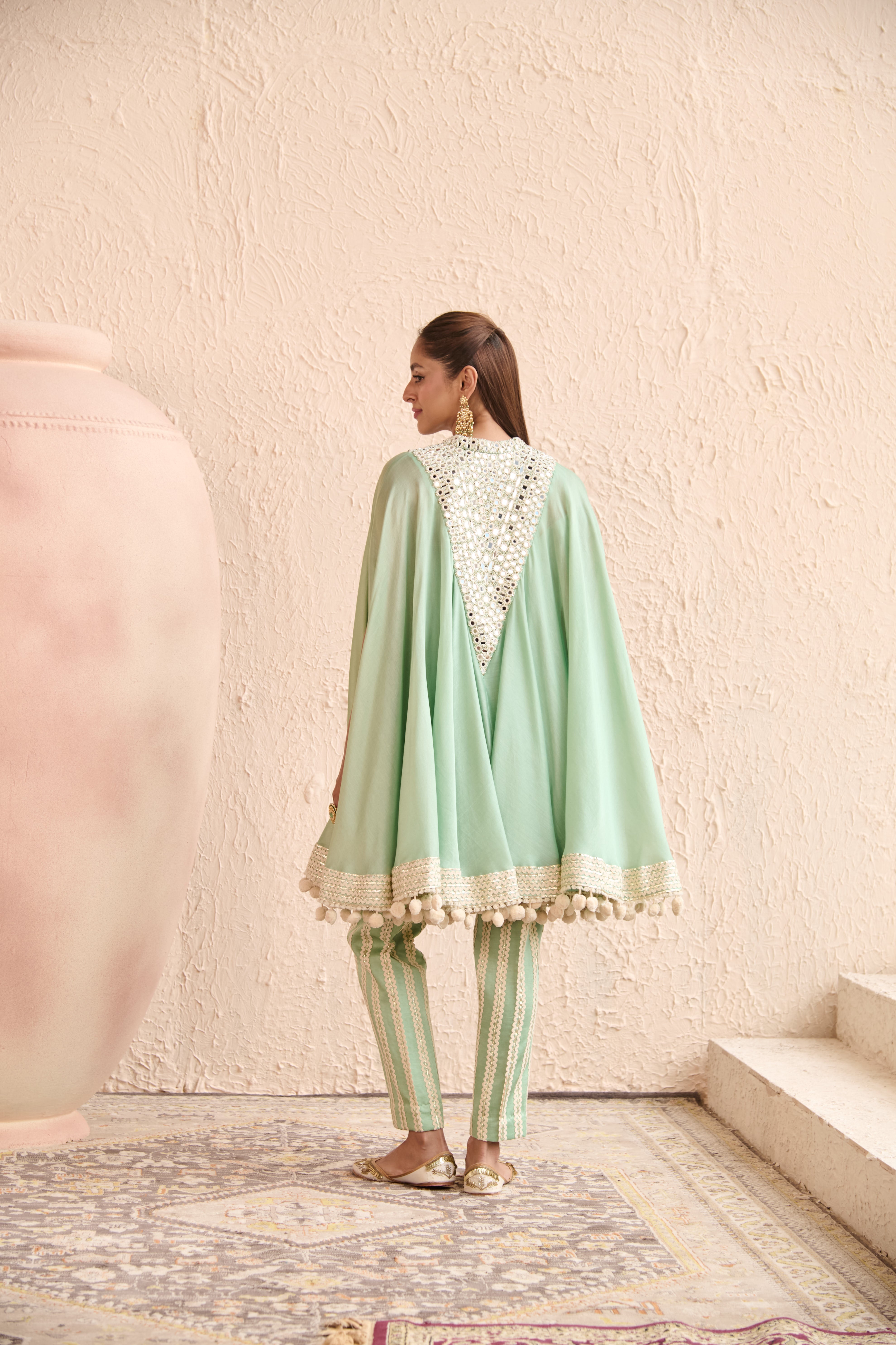 SHEESHA FLARED CAPE SET
