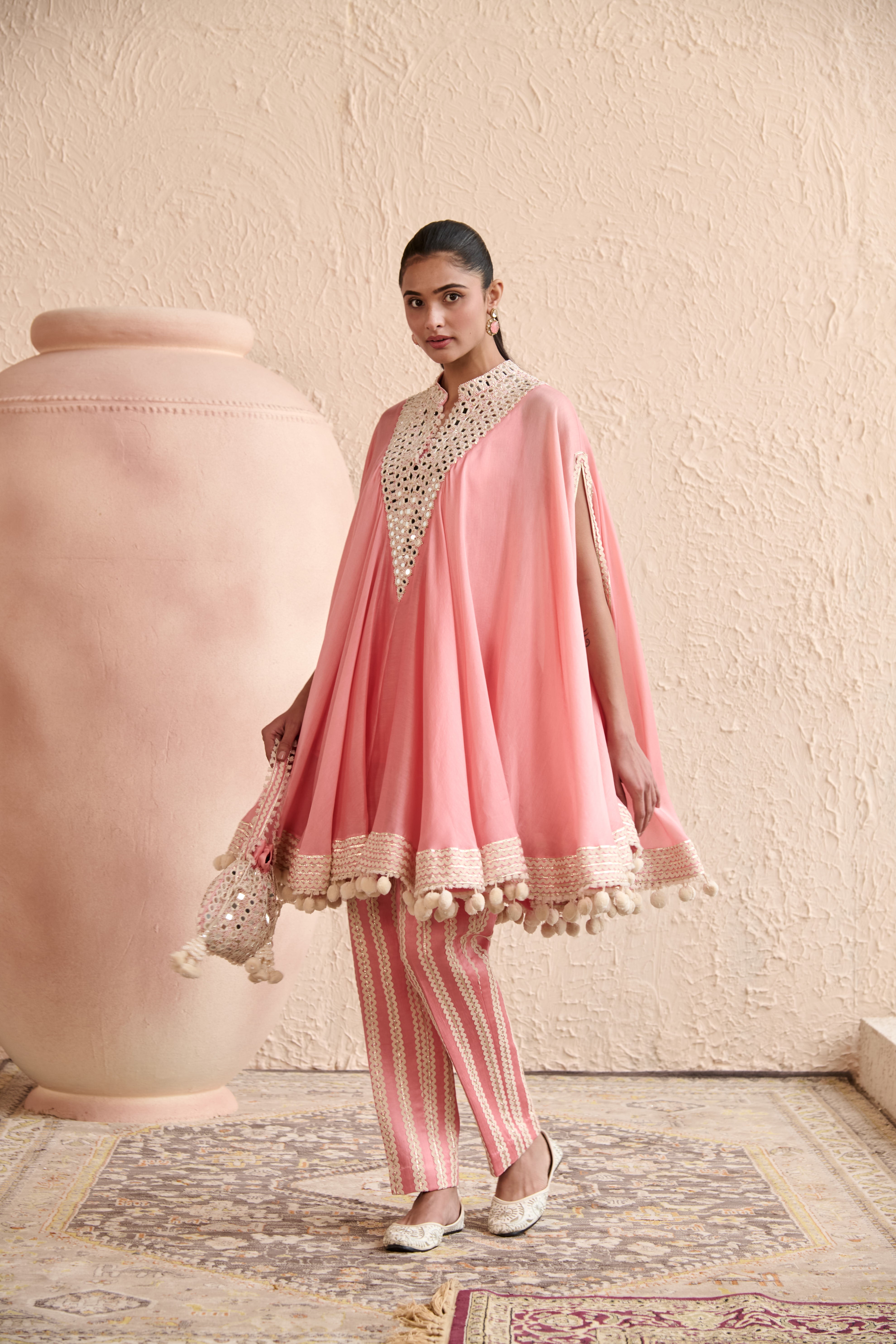 SHEESHA FLARED CAPE SET