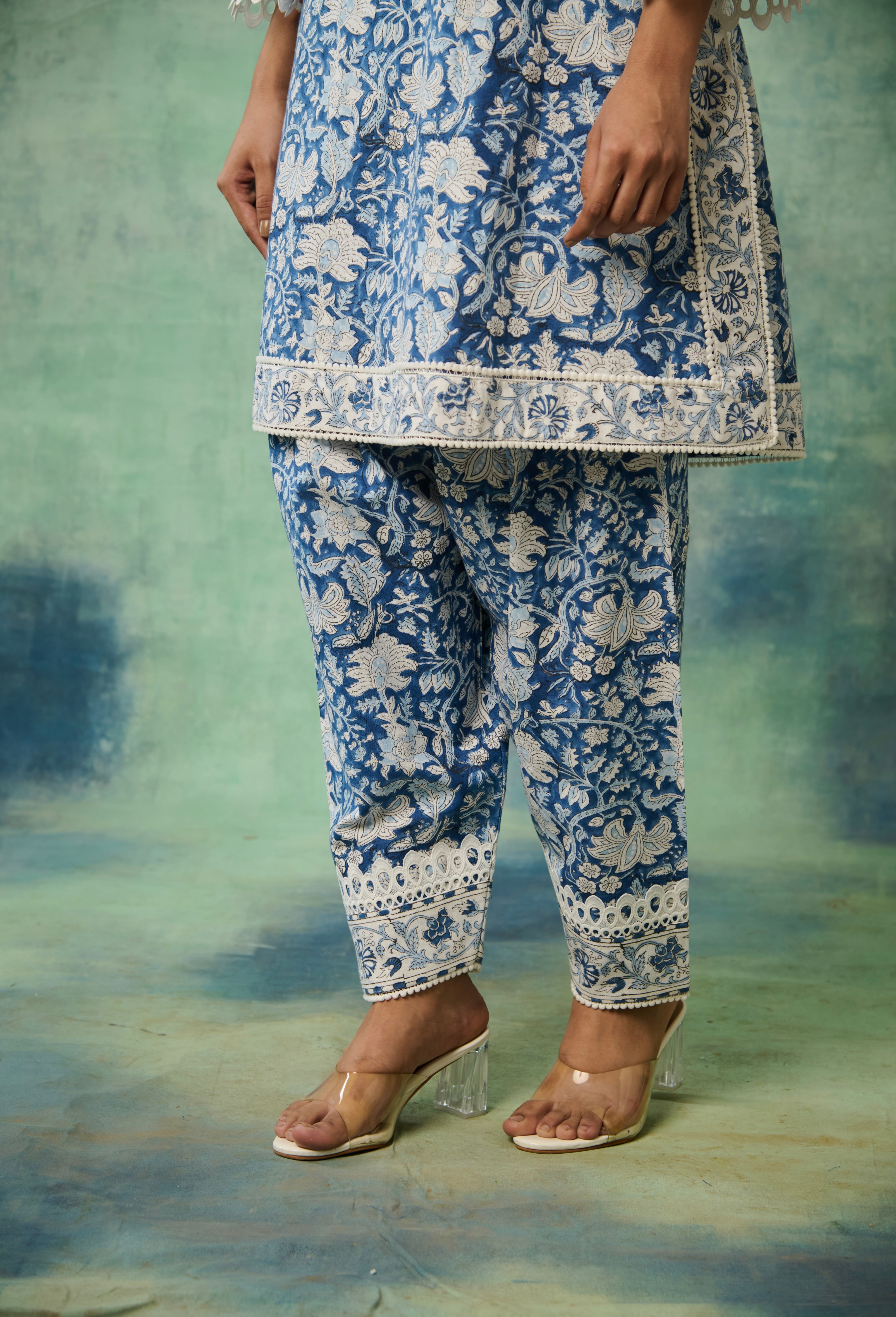 DHAARAN A-LINE SET
