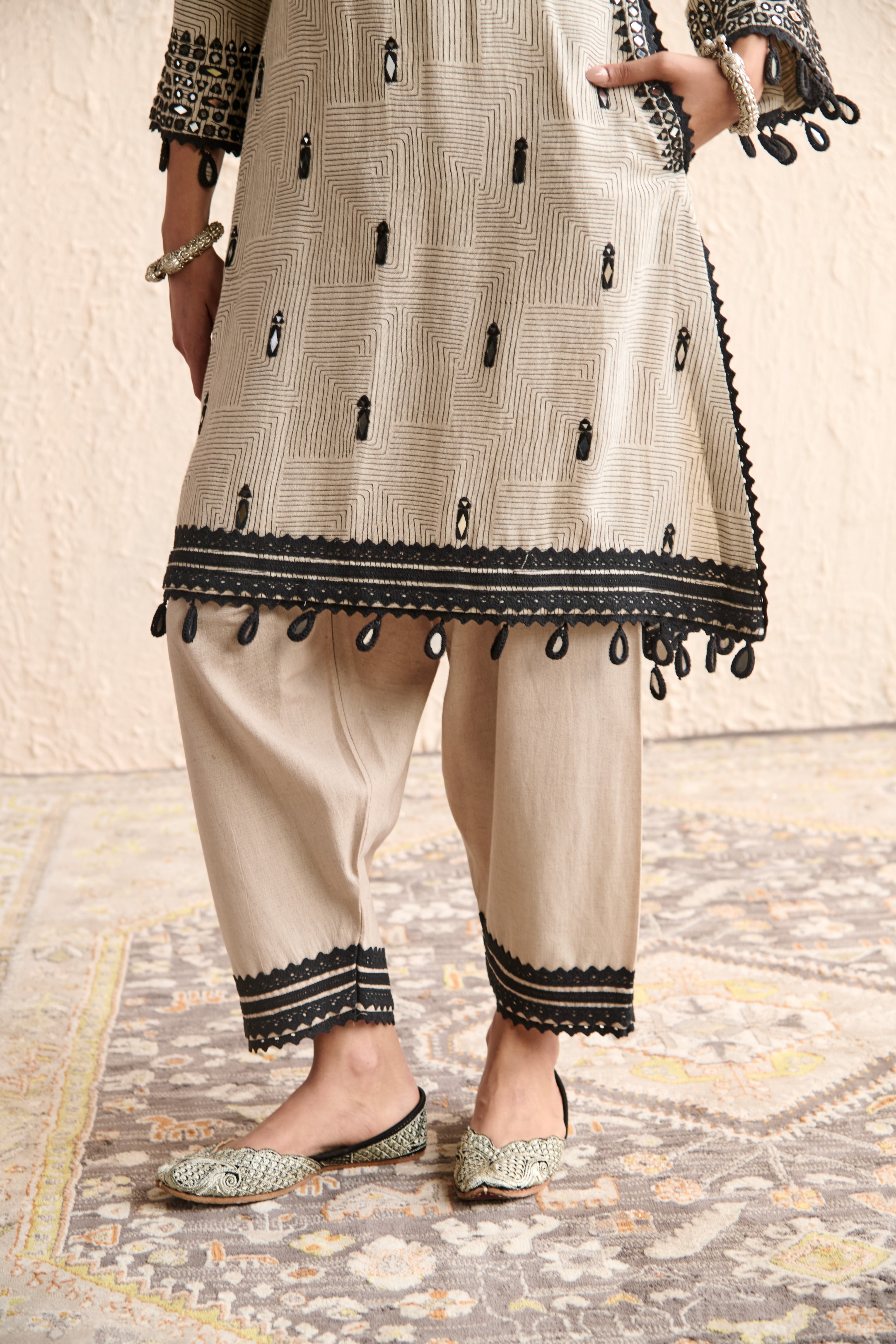 SHEESHA A-LINE KURTA SET