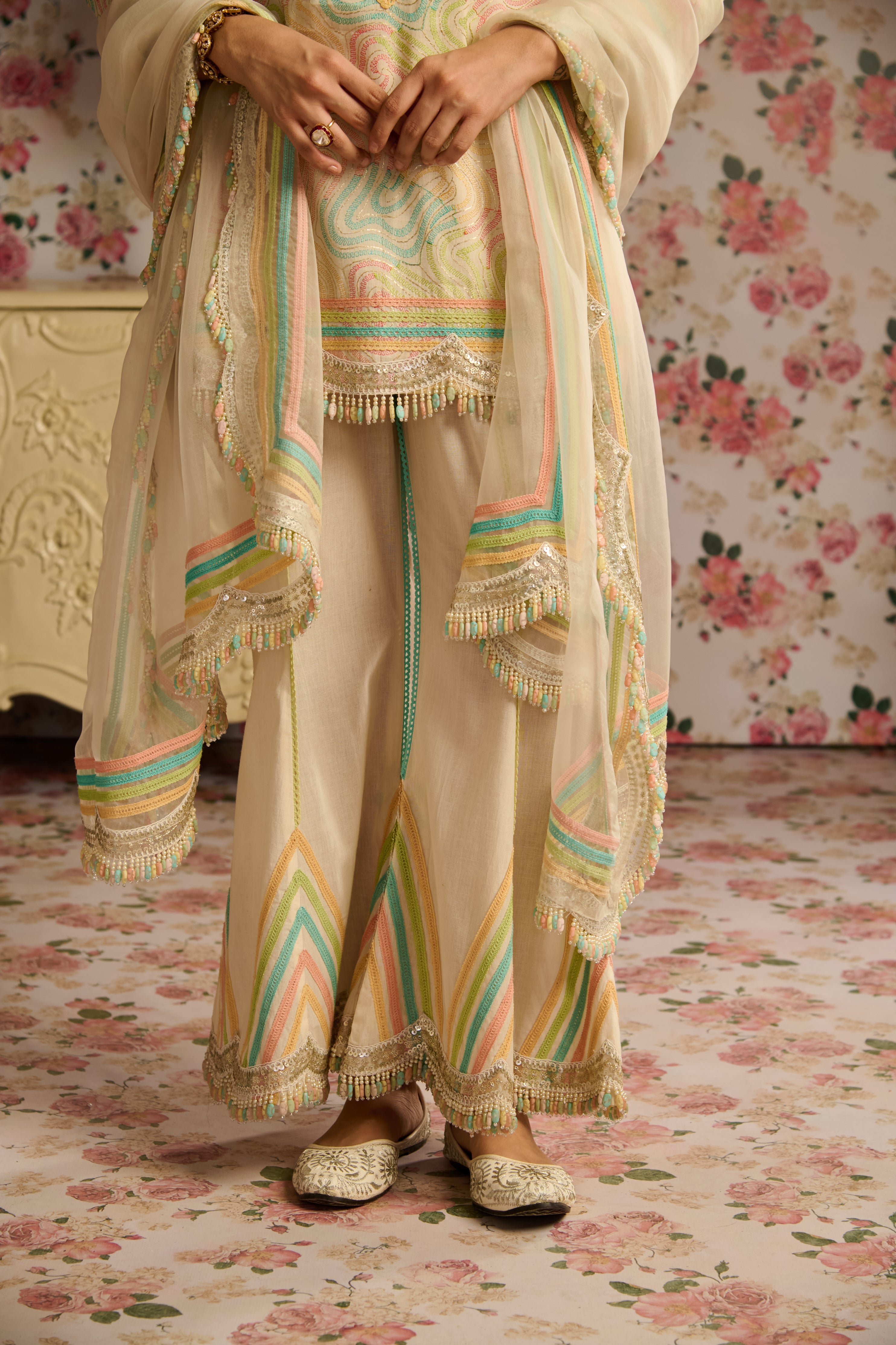 HASRAT STRAIGHT KURTA SET