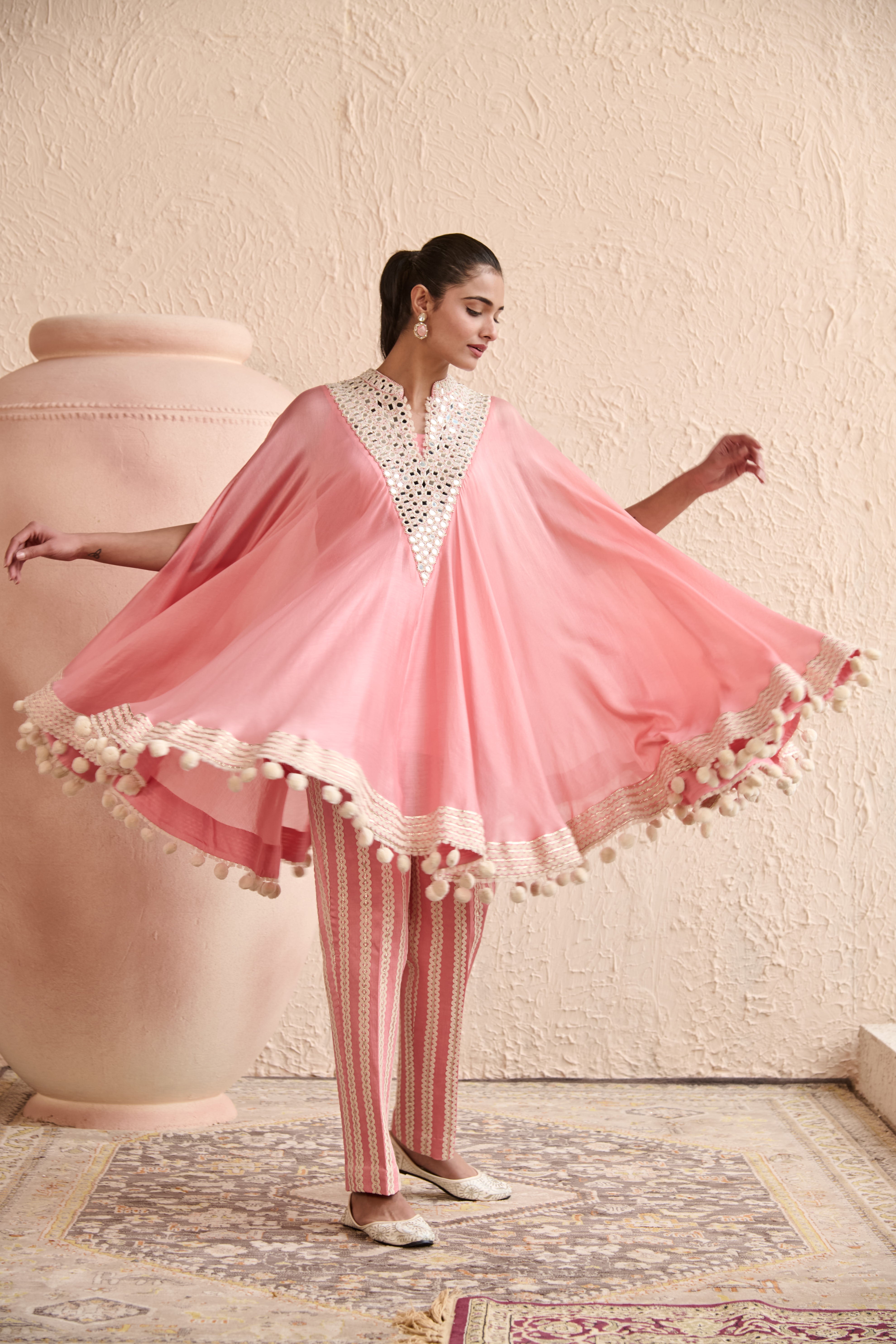 SHEESHA FLARED CAPE SET