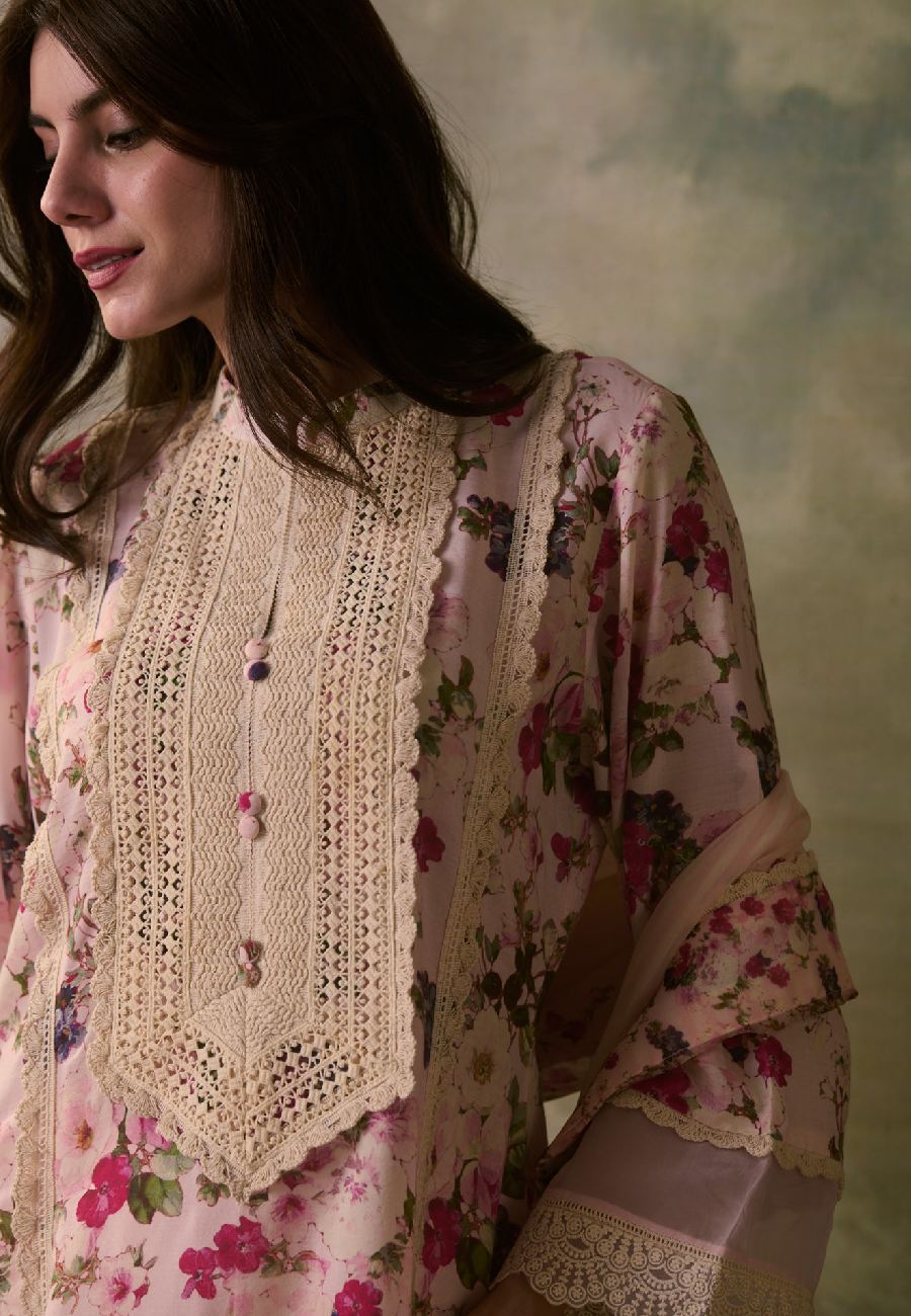 INARA HAYAT STRAIGHT SUIT