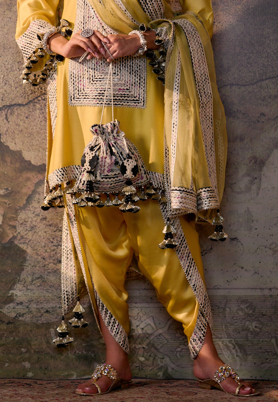 INARA NURVI STRAIGHT KURTA SET