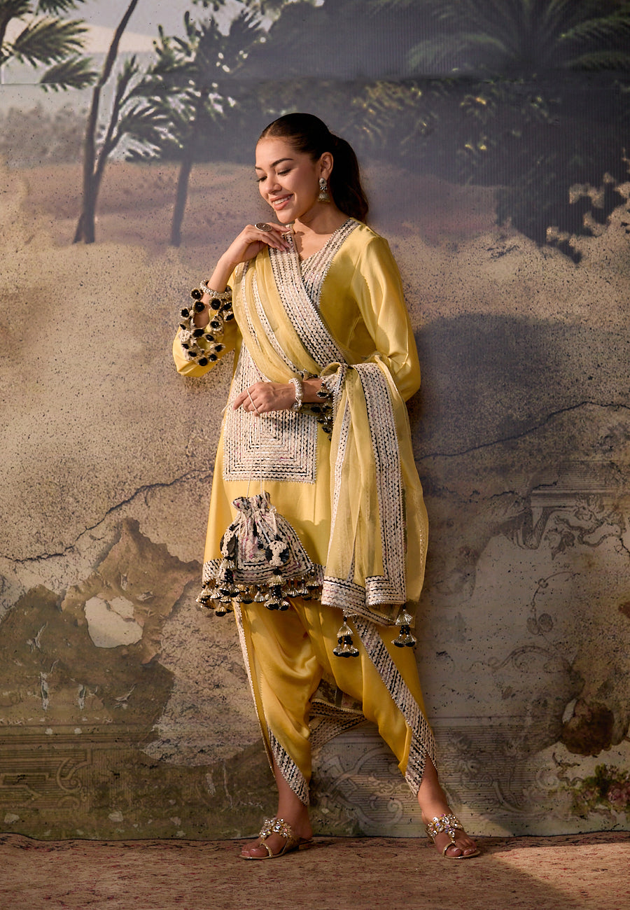 INARA NURVI STRAIGHT KURTA SET