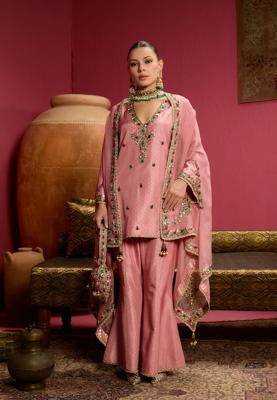 FIRDAUS AMAYA  CAPE SET