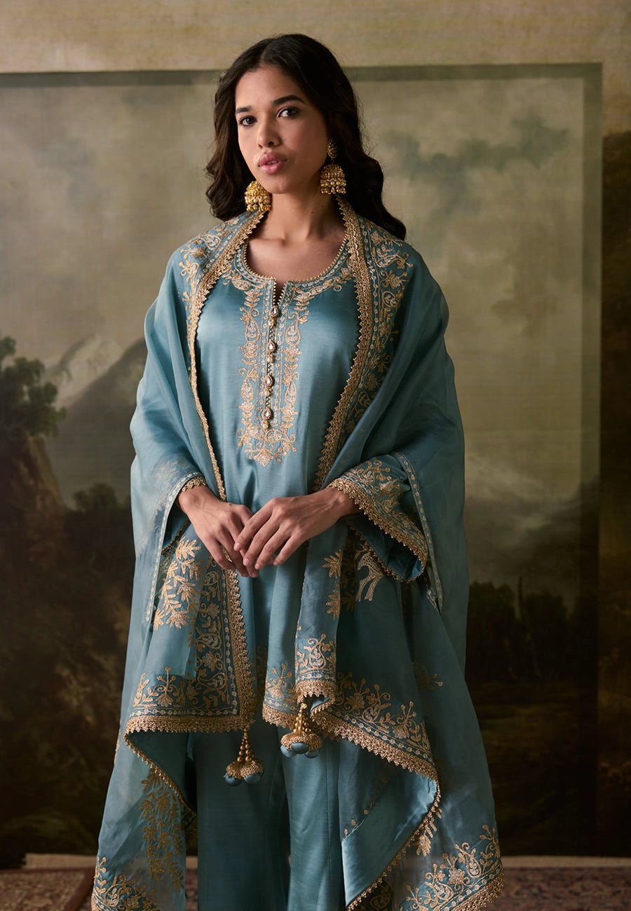 FIRDAUS NOYA CAPE SET